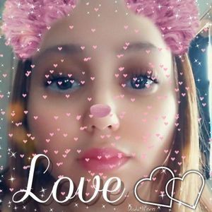 Meet your Posher, Julissa